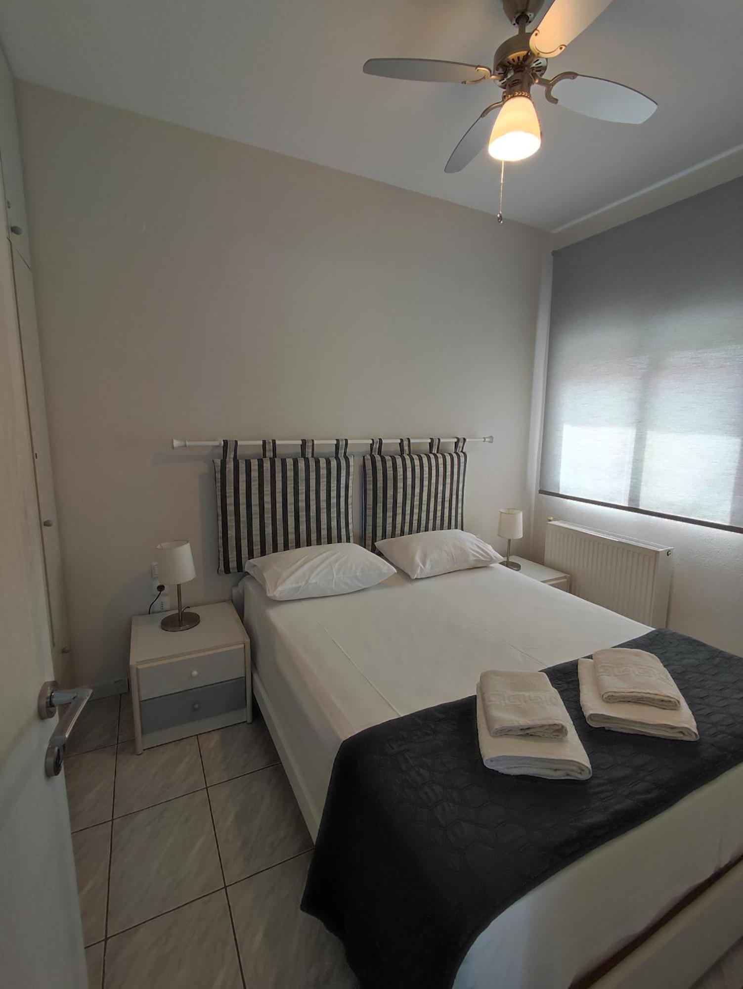 Maries Seaside Home Skala Marion Exterior foto